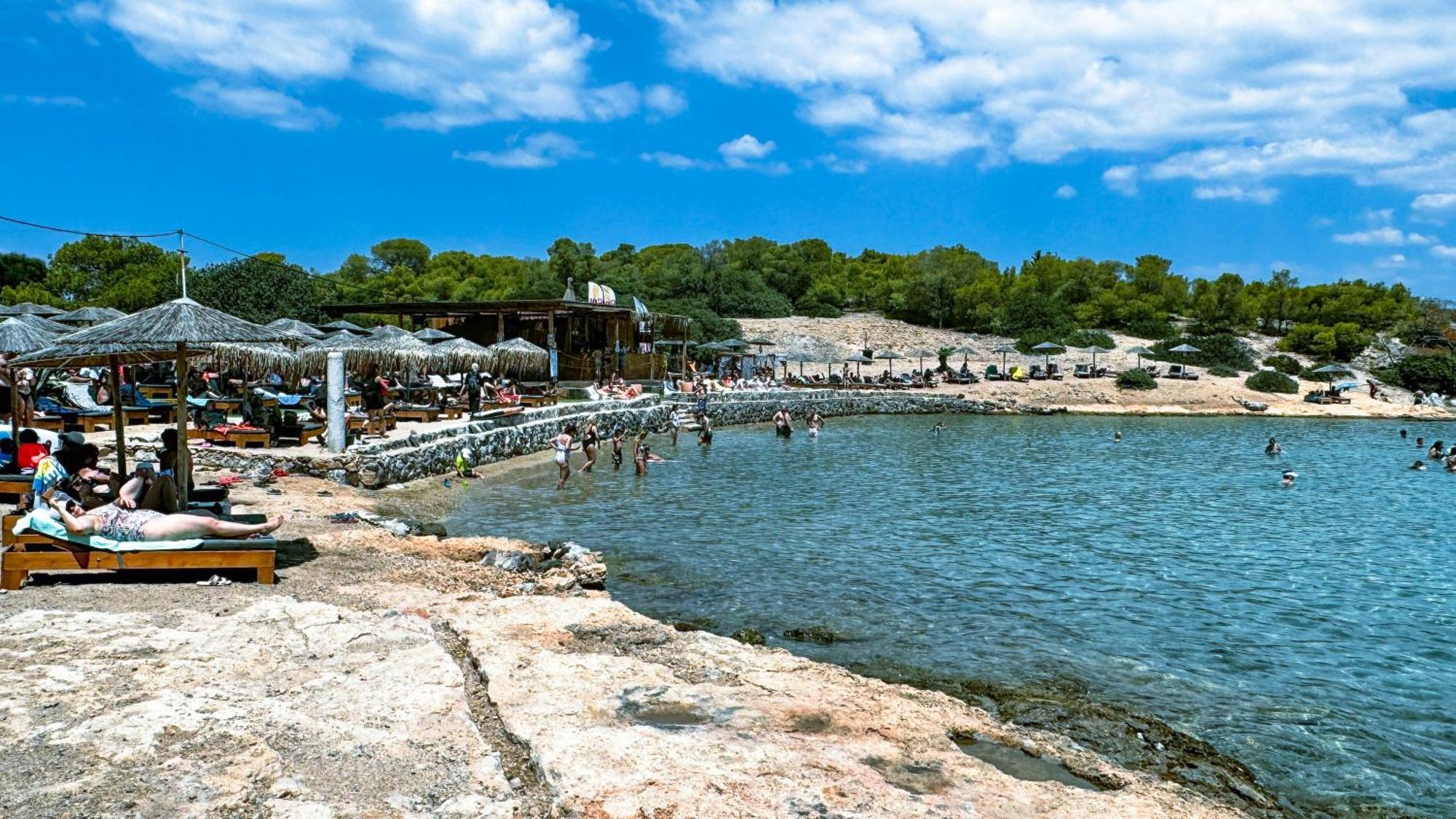 Appartement Vue Sur Mer Soul Family, Egine Aegina Eksteriør bilde